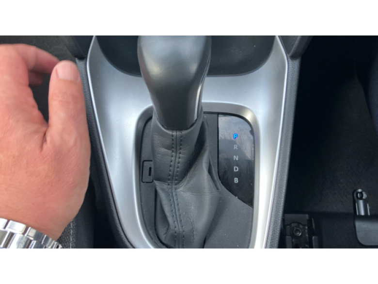 Toyota Yaris Cross 1.5 Hybrid Design 5dr CVT Hybrid Estate